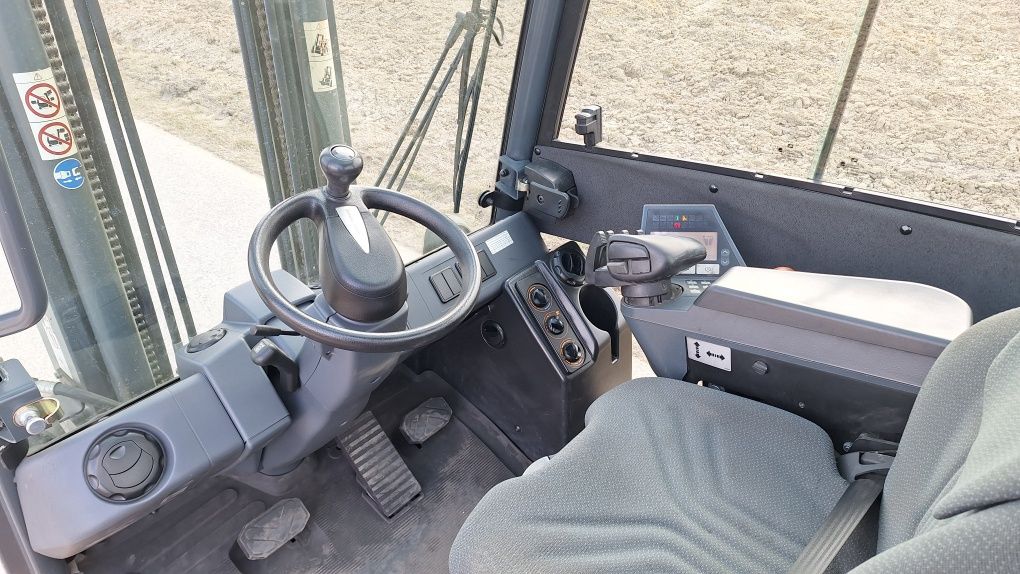 Jungheinrich DFG 430s z 2014 stan BDB pozycjoner wózek widłowy przesuw