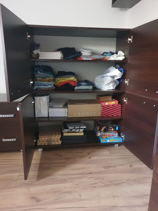 Zestaw mebli szafa, szafka i komoda