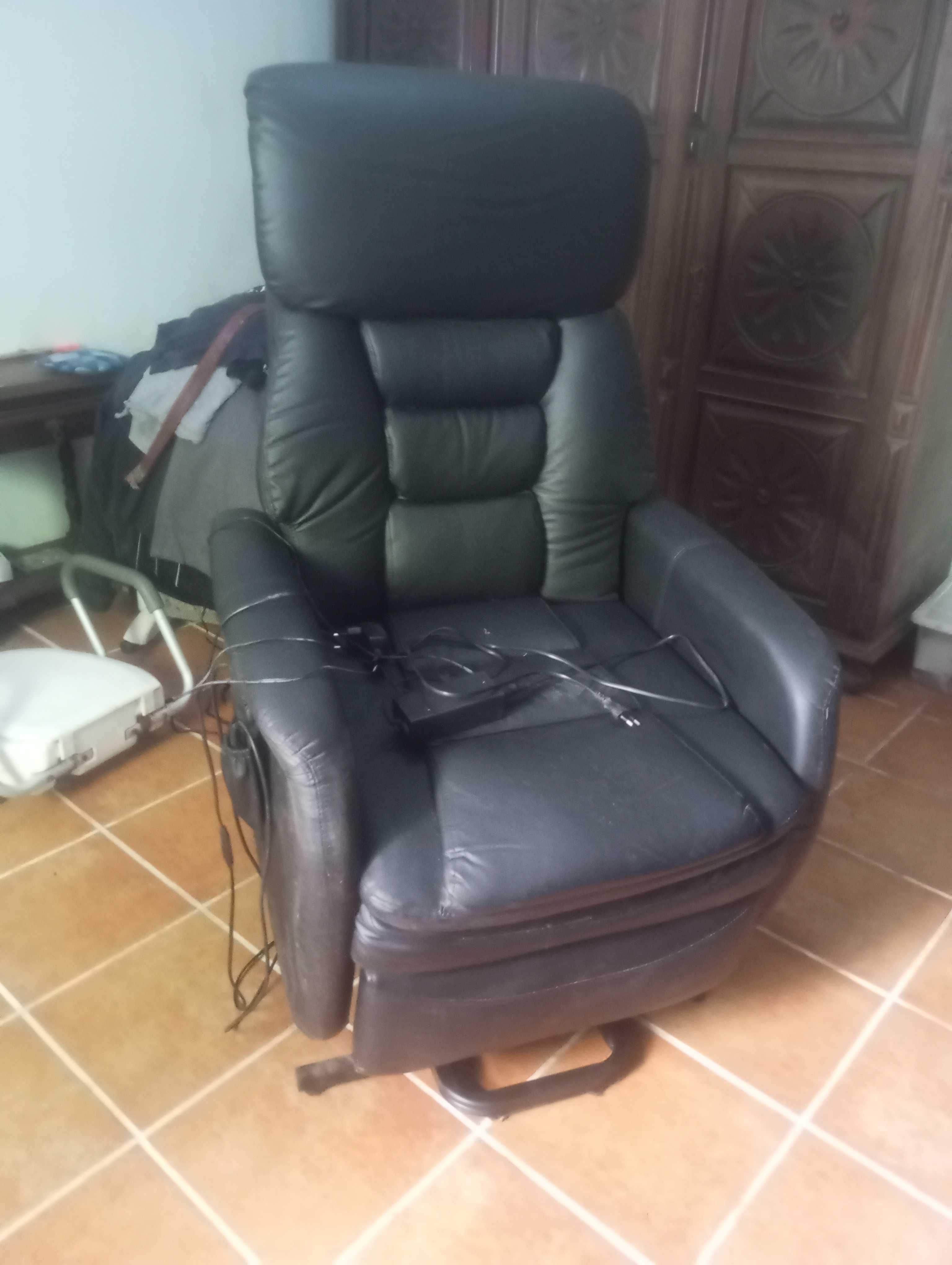 Sofá Relax elevatório com massagens