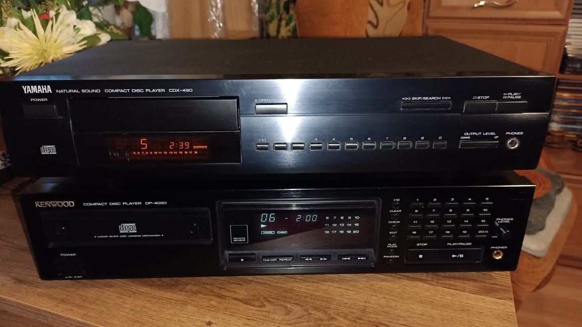 Compact Disc Yamaha CDX 490, Kenwood DP 4020