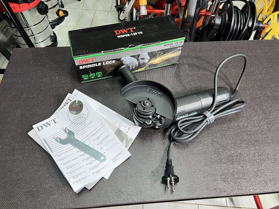 Болгарка DWT WSP08-125 VQ Регулировка скорости Узкий хват