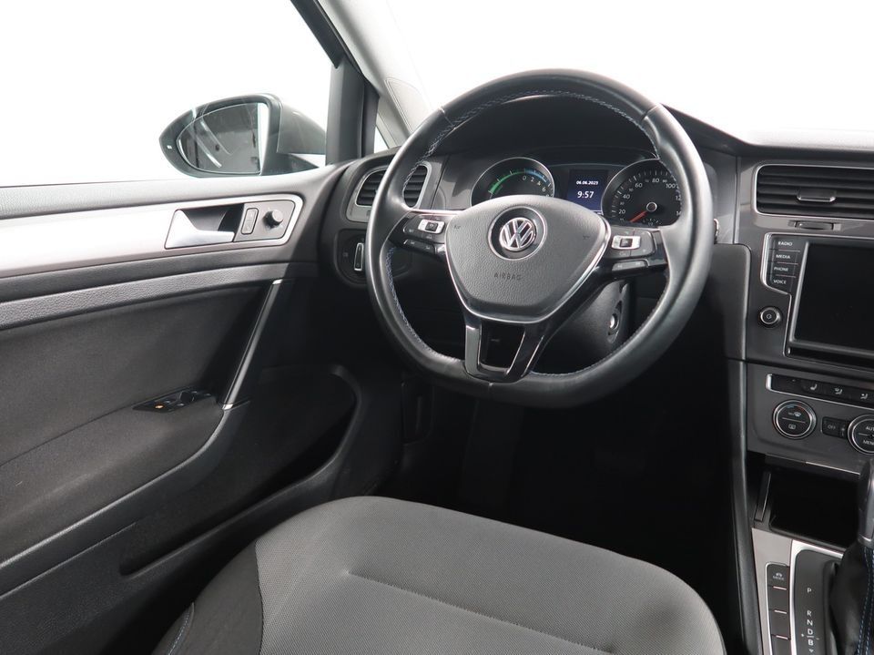 Volkswagen e-golf 2015