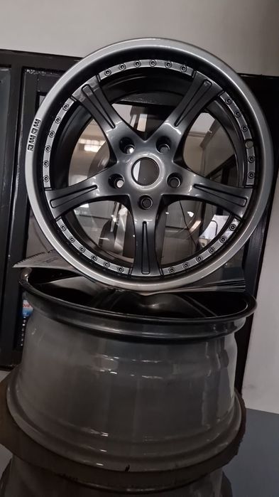 Jantes 17 MOMO original . Restauradas em Braga