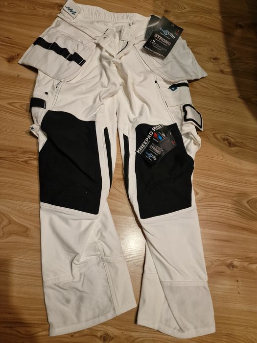 Mascot spodnie białe  rozmiar 50 org.