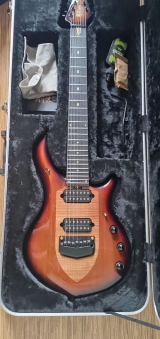 Music Man Majesty 7 20th Anniversary Honey Butter Burst