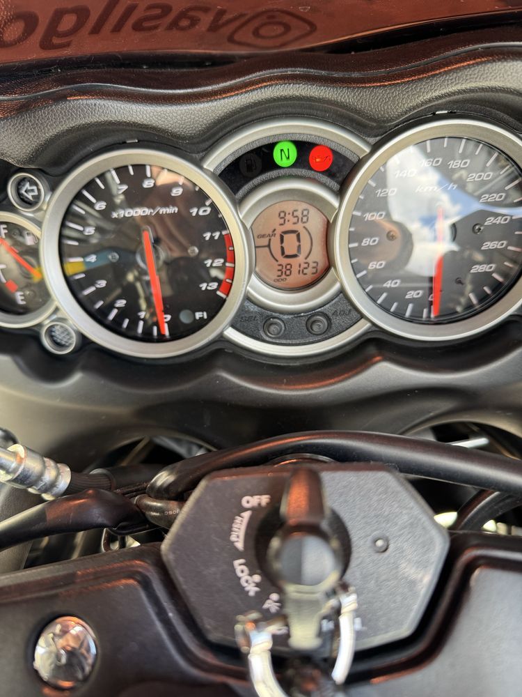 Gsx 1300r Suzuki hayabusu