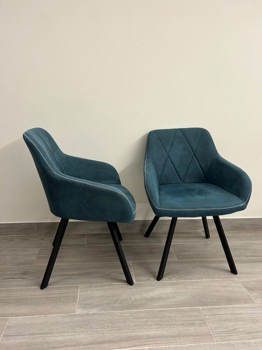 Conjunto 4 Cadeiras veludo pouco uso