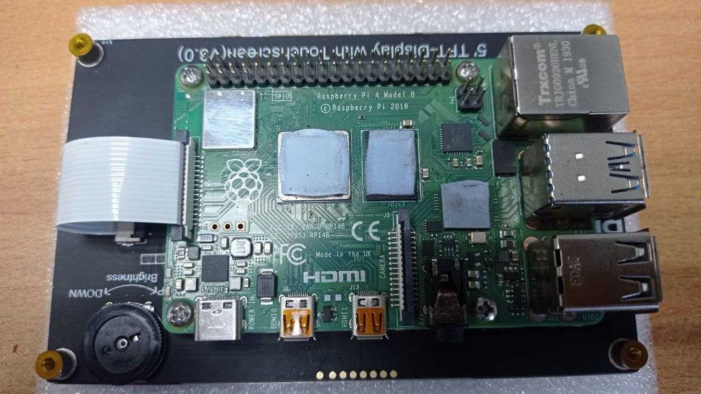 Продам Raspberry Pi4 4Gb + 5'' 800x480 TFT дисплей з тачскріном