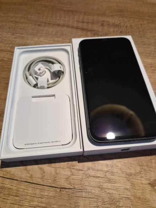 iPhone 11 64GB Stan bdb