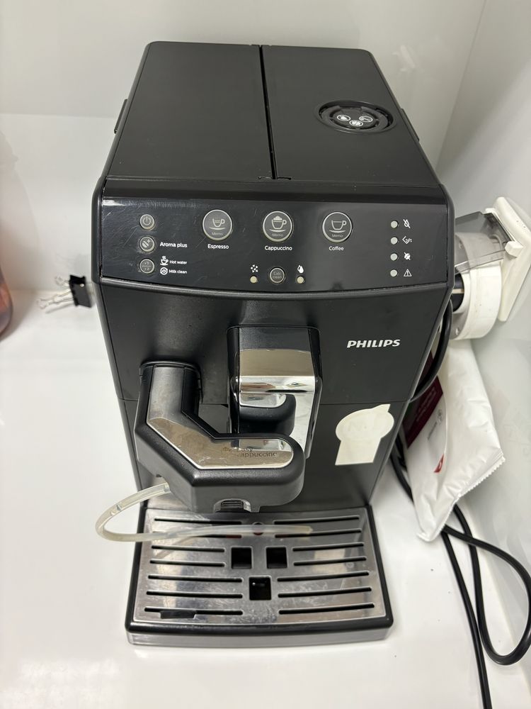 Automatyczny Ekspres do kawy PHILIPS 3000 EASY CAPPUCCINO HD8829