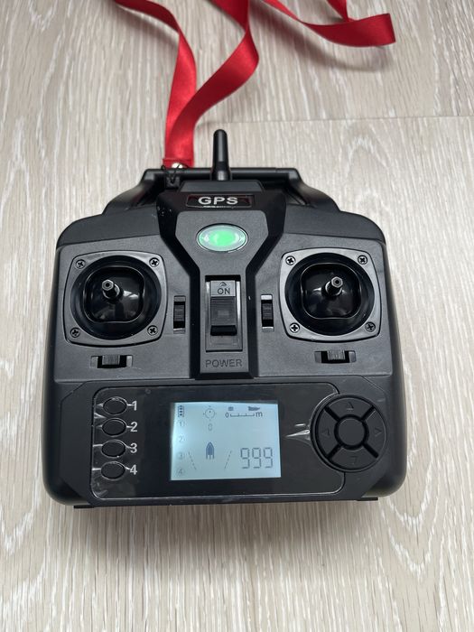 Продам карповий кораблик V020 Bait Boat GPS Version
