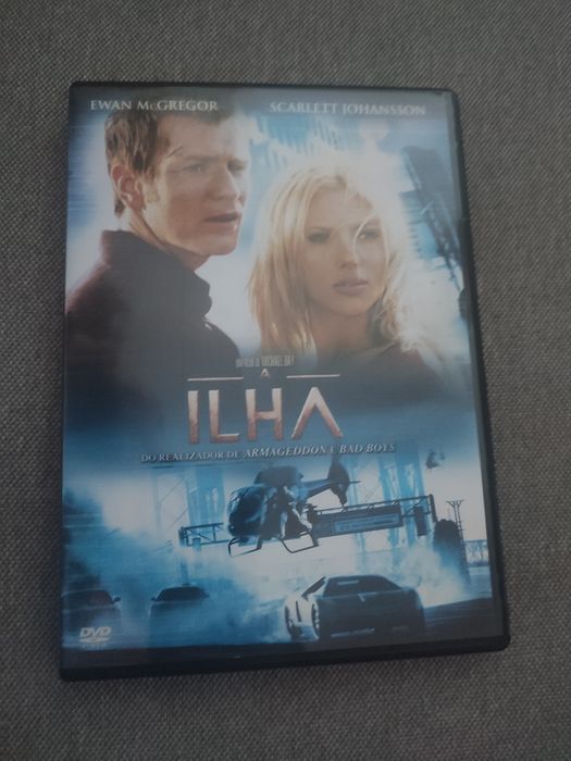 A Ilha - Michael Bay (2005)