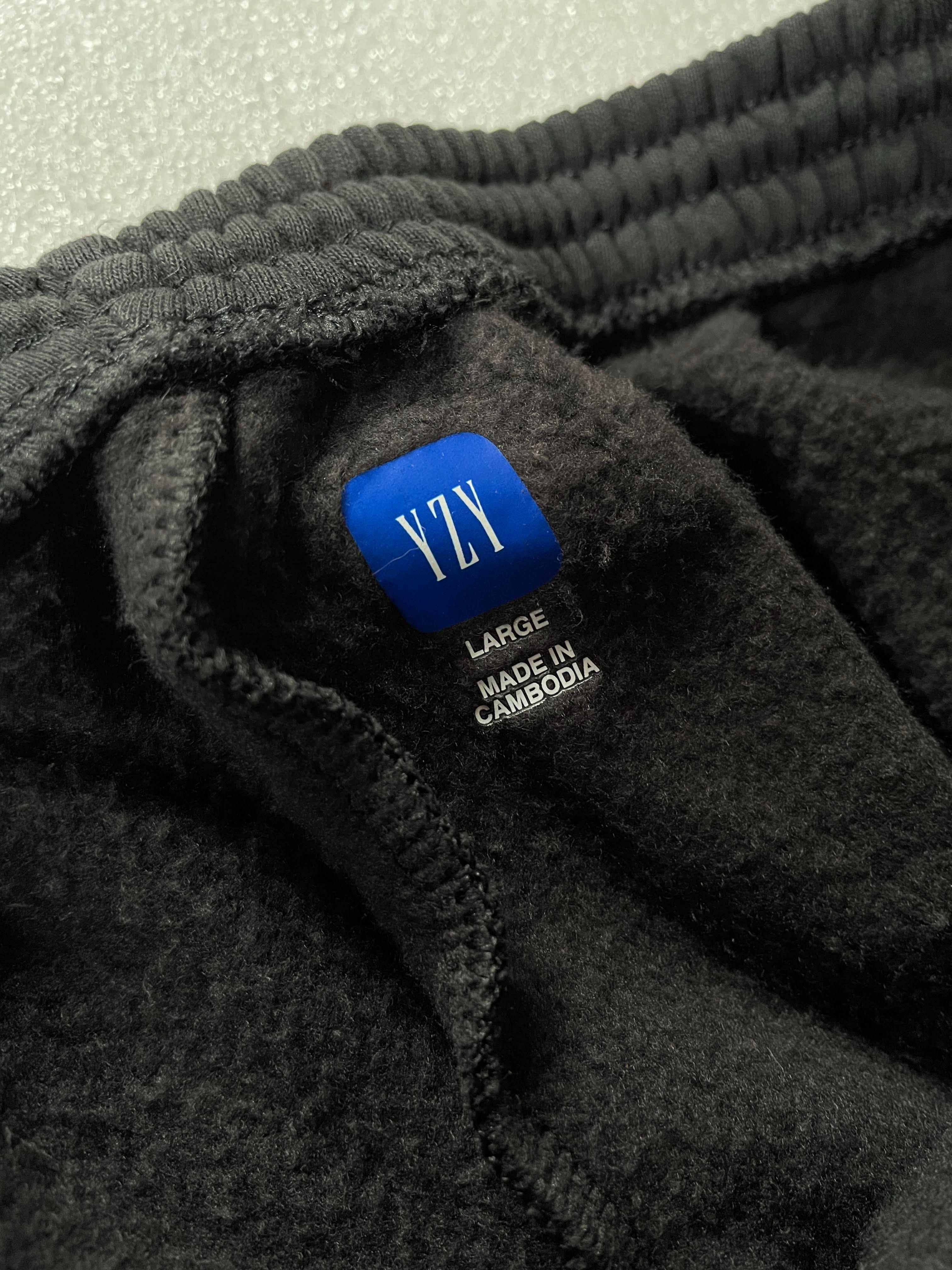 Новые штаны yzy x gap (yeezy fleece jogging pant blk) с америки L