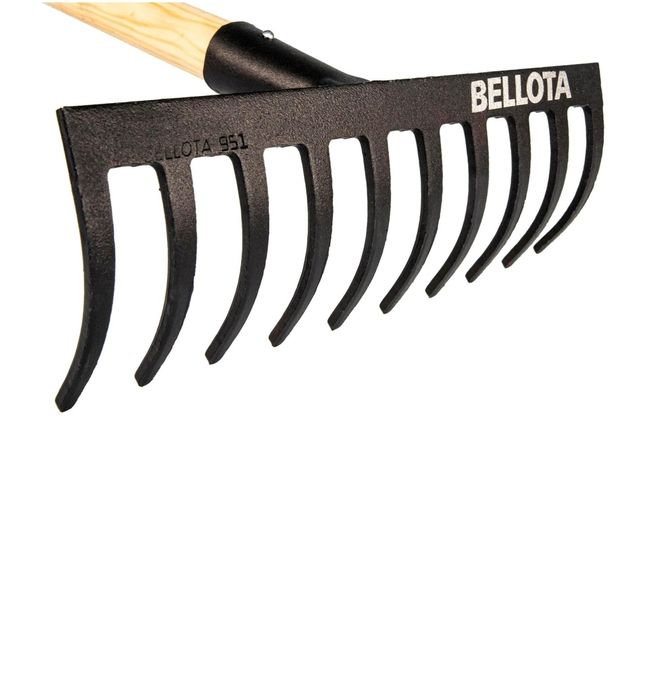 Eacarificador e ancinho