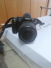 Дзеркальна фотокамера Nikon D3000 kit