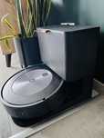 Irobot Roomba J7+ Sprzedam