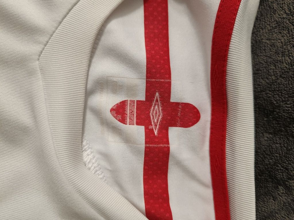 Biała koszulka Umbro