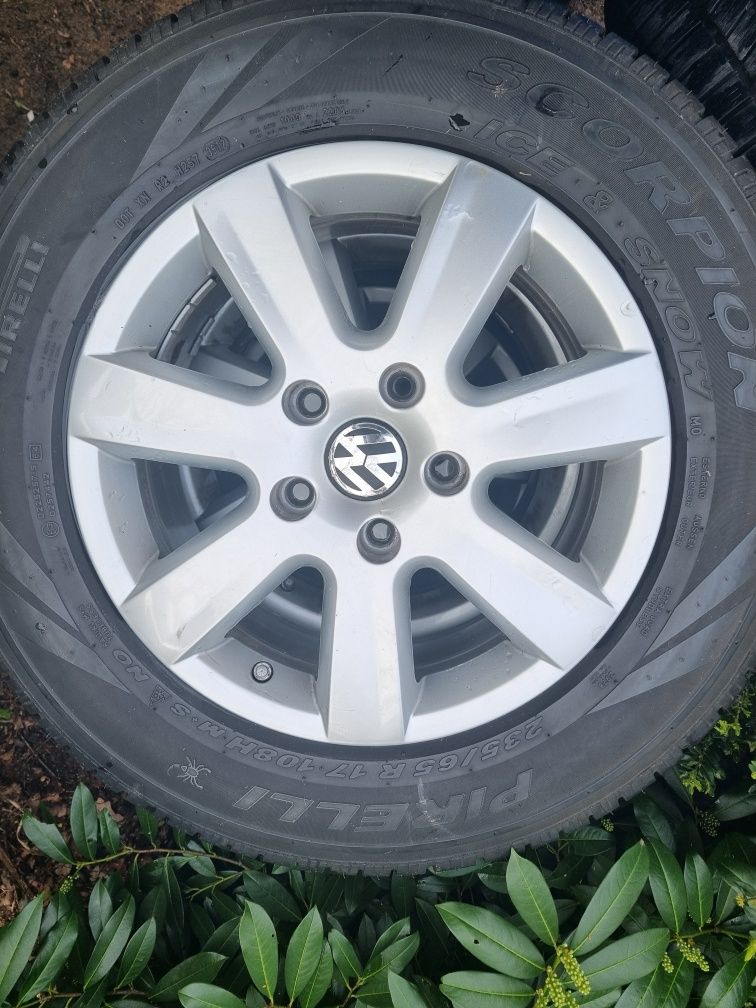 дисків на VW Touareg 7P. 235 65 17

 235/65 R17
 Глибина