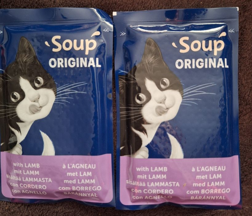 Sprzedam dwie  saszetki zupy felix dla kota o smaku jagnięcina