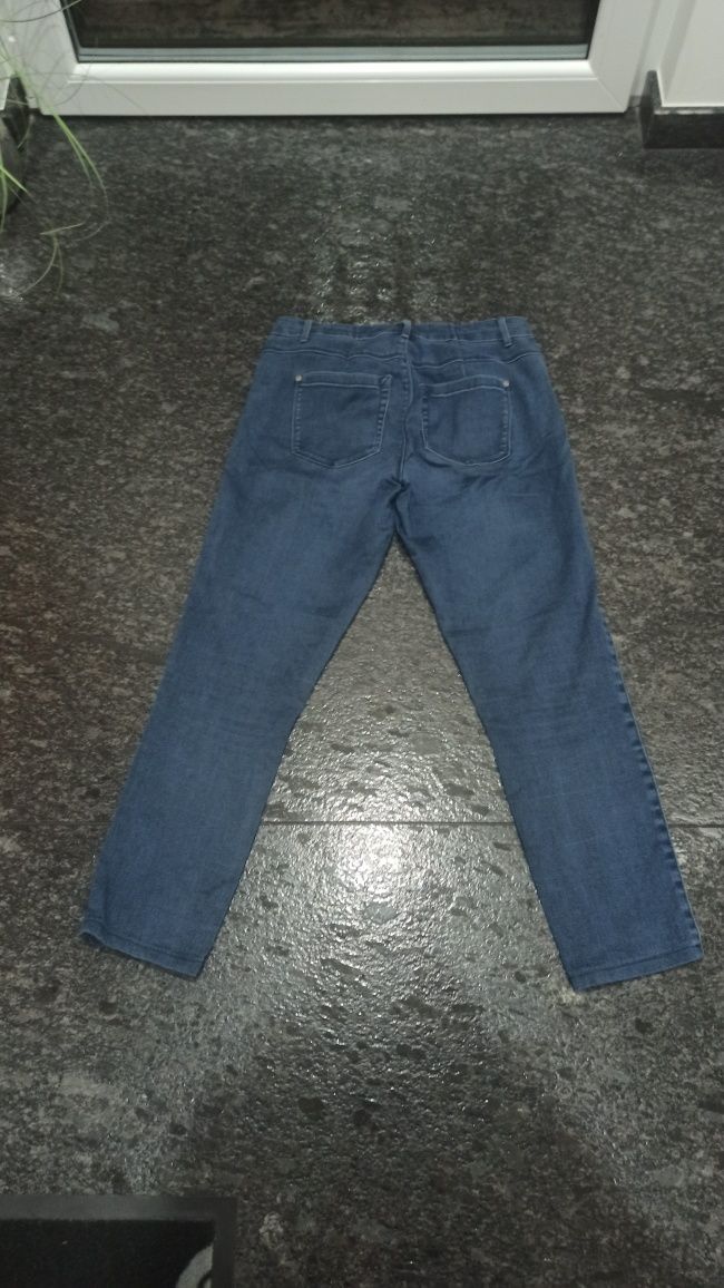 Jeansy niebieskie rozmiar M/L