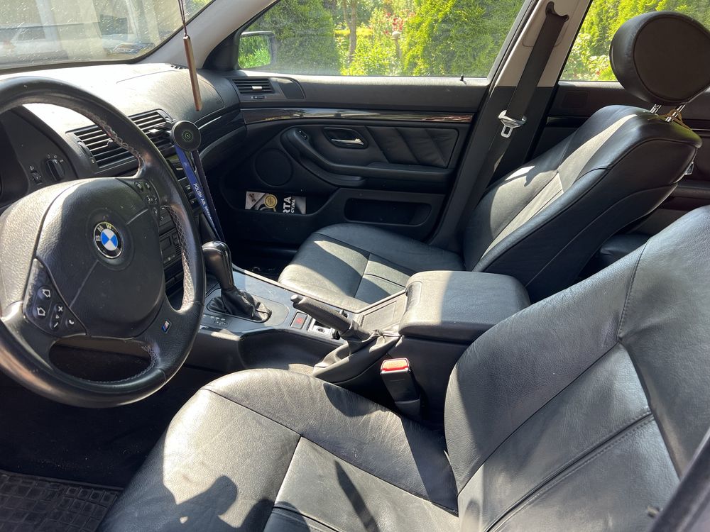 BMW e39 530d stan perfekcyjny! ZERO rdzy. Automat, hak doczepiany