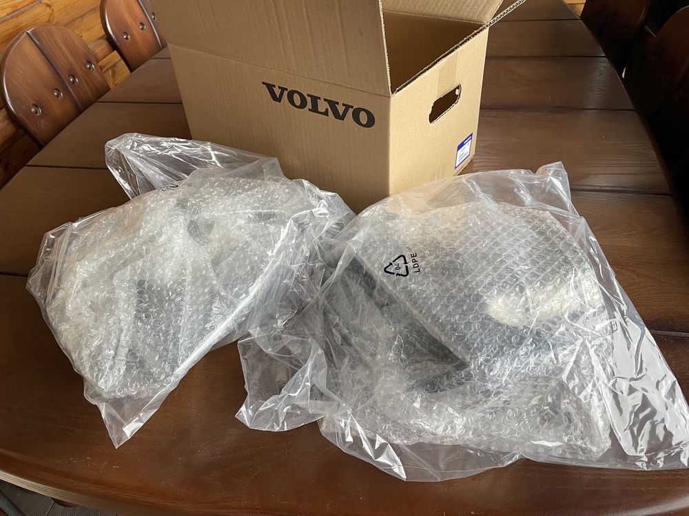 Продам декоративні накладки на вихлопні труби VOLVO S60/V60 2019-