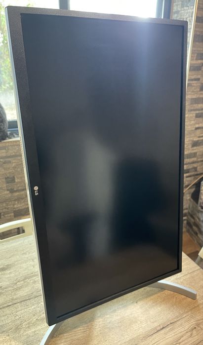 Monitor LG 27” 4K Ultra HD - IPS FreeSync