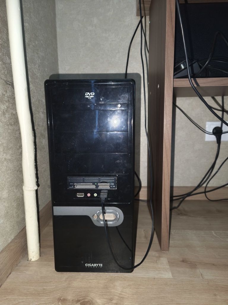 Продам комп'ютер