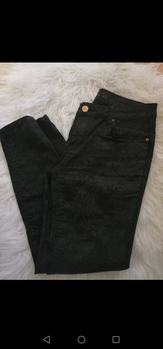Calça zara com padrão