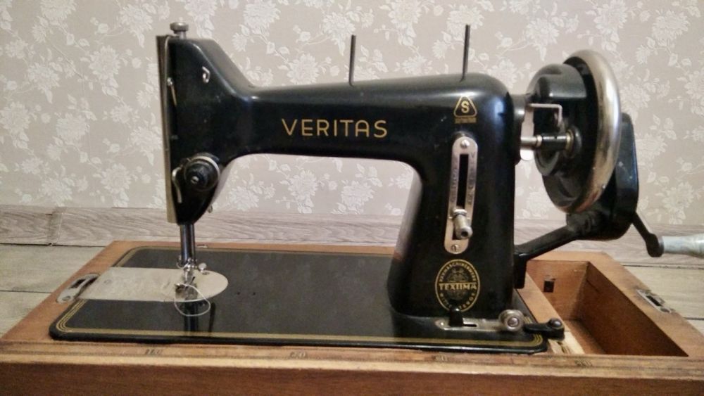 Антикварна швейна машина Veritas