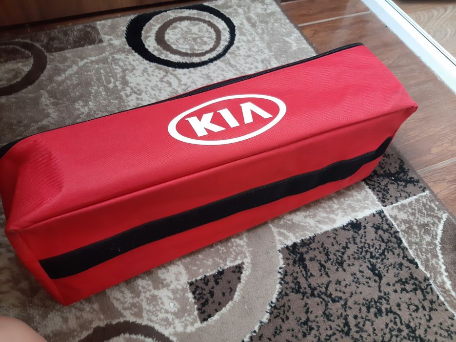 Автомобілтна сумка у багажник