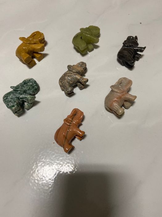 7 elefantes decorativos