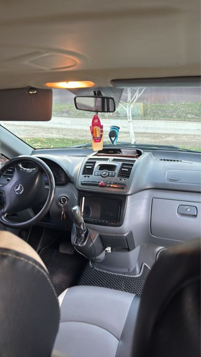 Продаю Mercedes Vito 2005р. 2.2 дизель автомат……………..,…………,………………………..