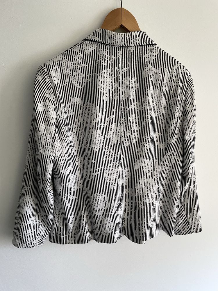 Marynarka żakiet w paski i kwiaty czarno biały plus size rozm. 44 xxl