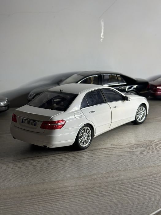 Mercedes w212 Minichaps 1.18