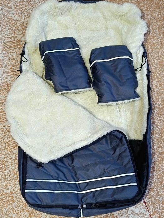 Конверт на овчині та муфти