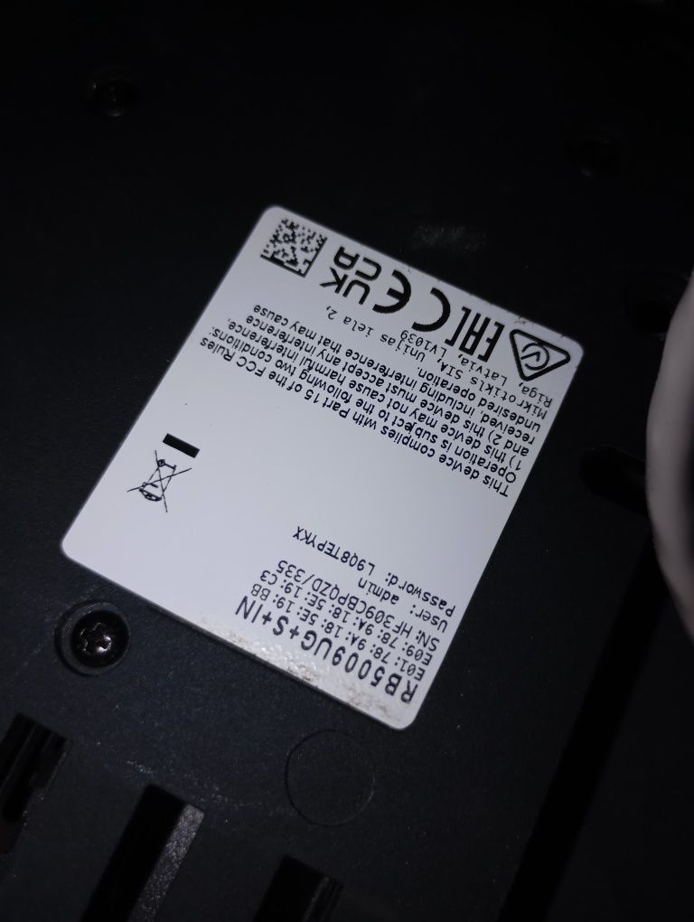 rb5009ug+s+in mikrotik