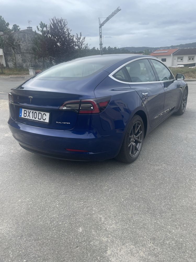 Tesla Model 3 Long Range Dual Motor AWD