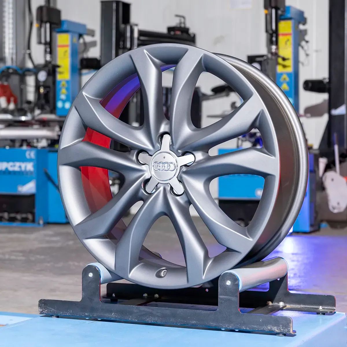 NOWE Felgi Audi 19 A4 A5 A6 A7 A8 Q3 Q5 Q7