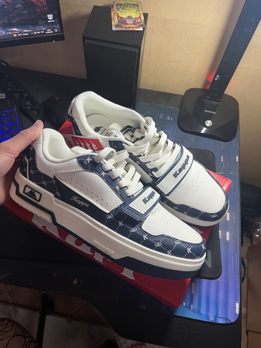 Оригінальні кроссівки kappa