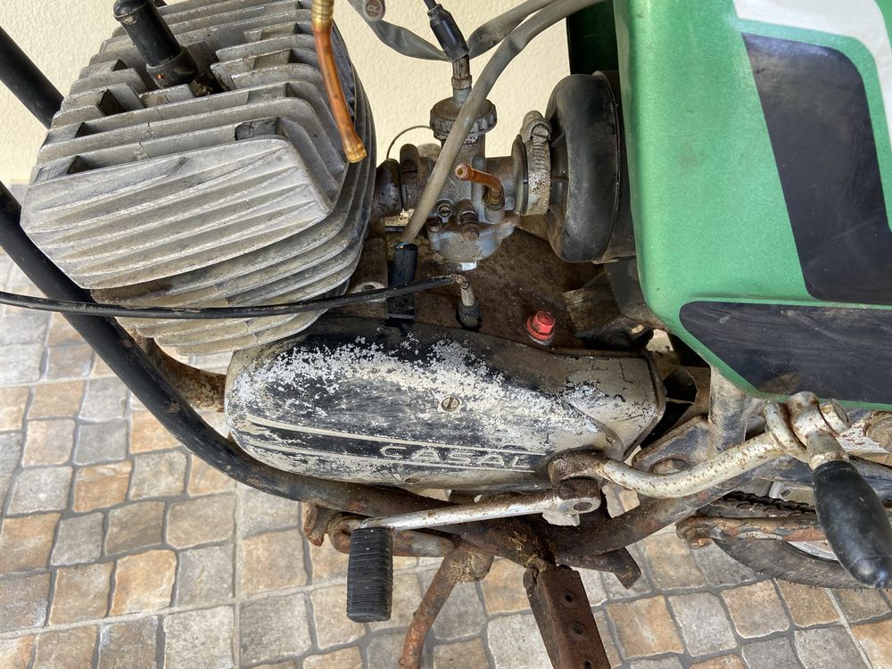 Vendo motorizada M80