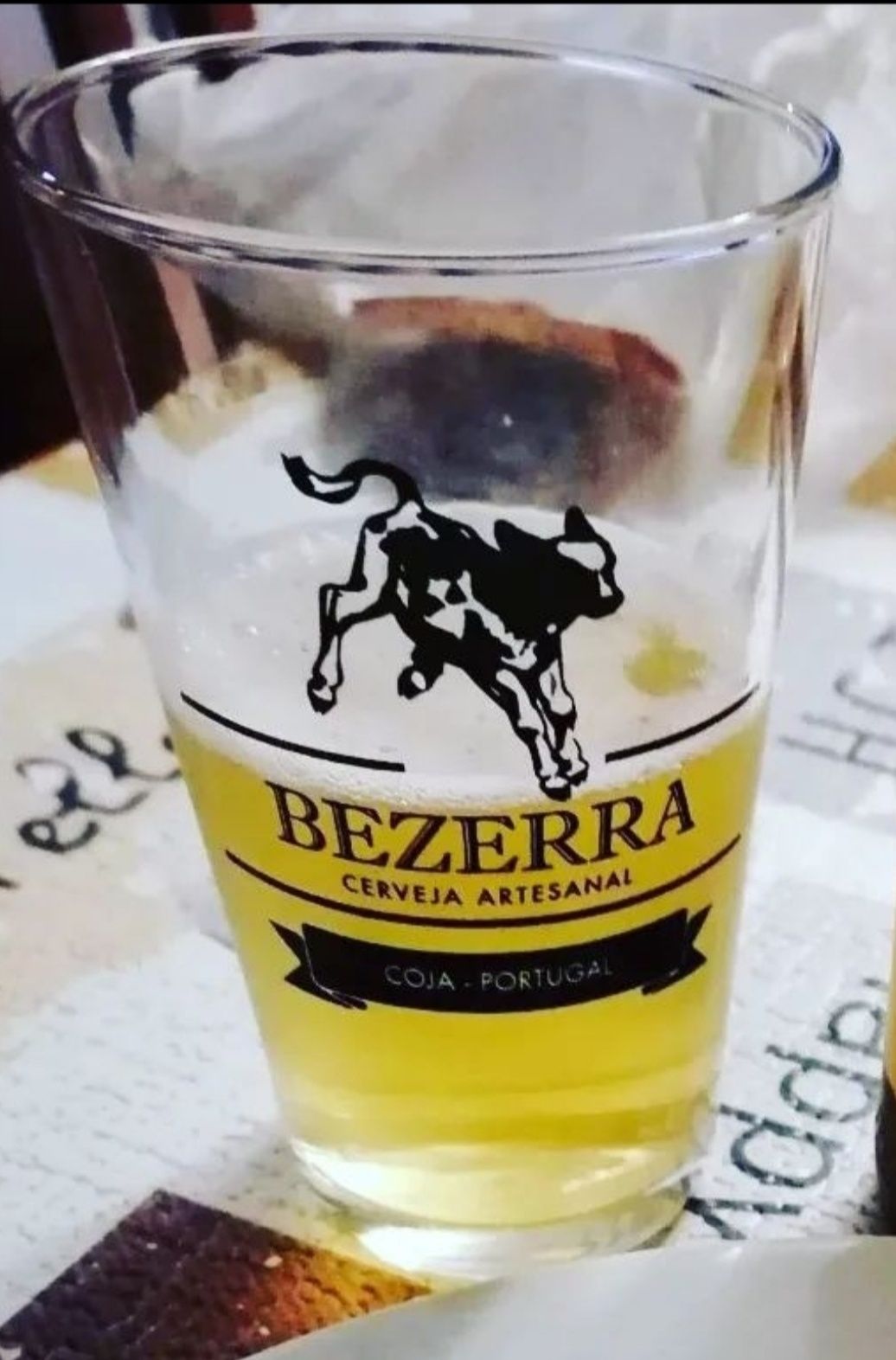 Copo de cerveja artesanal