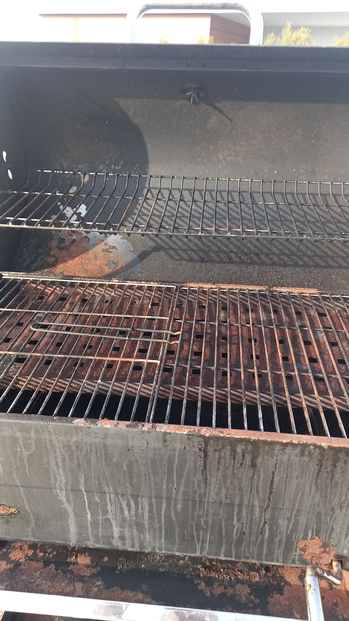 Barbecue / Fogareiro a carvão