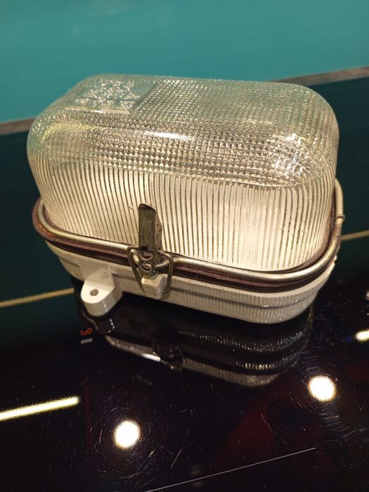 Lampa oprawa kanałowa, przemysłowa OPKZ-60 loft, PRL