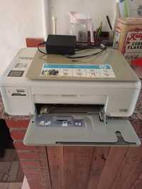 Impressora/fotocopiadora HP com scanner e entrada USB