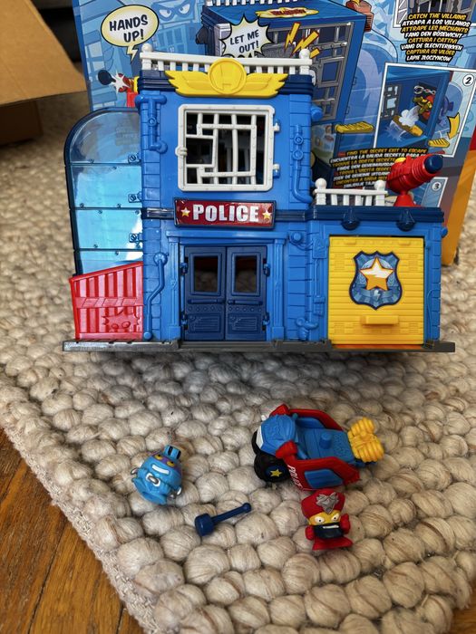 Zestaw Super Zings Posterunek Policji komisariat  Magic Box