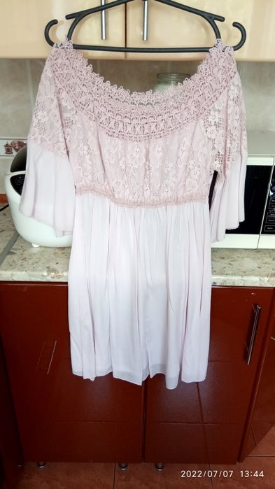 Жіночі плаття ...