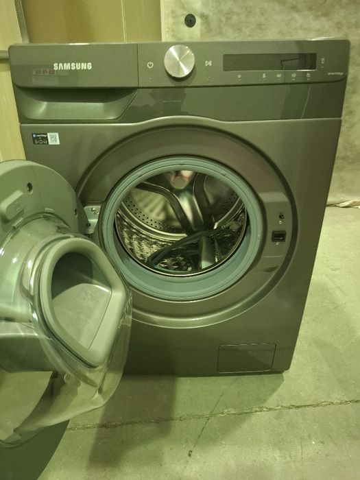 Máquina de lavar roupa nova 350€ com factura e garantia