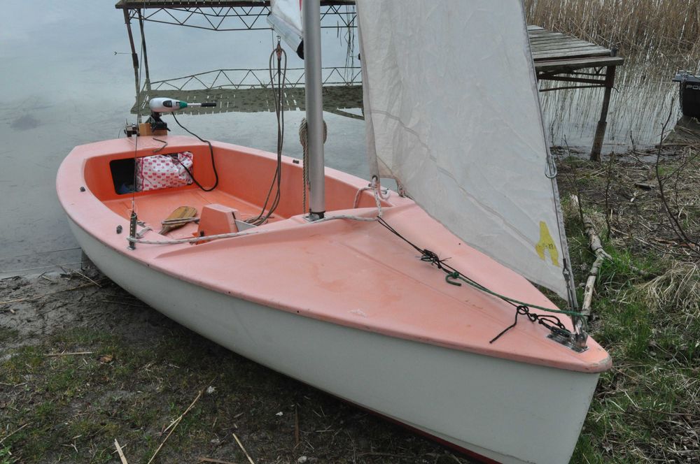 Żaglówka rodzinna jacht jak Omega4,5metra Kompletna może być wędkarska