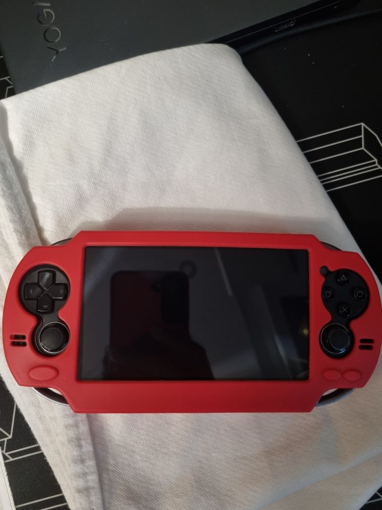 PS Vita OLED + Capa Vermelha + Bolsa de Transporte + Jogos